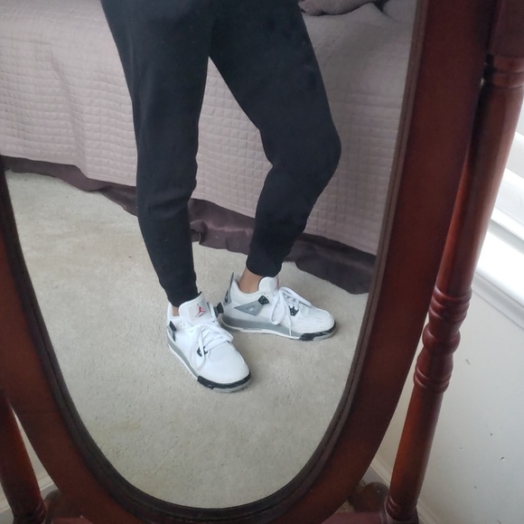 Air Jordan "White Cements" - Picture 4 of 5